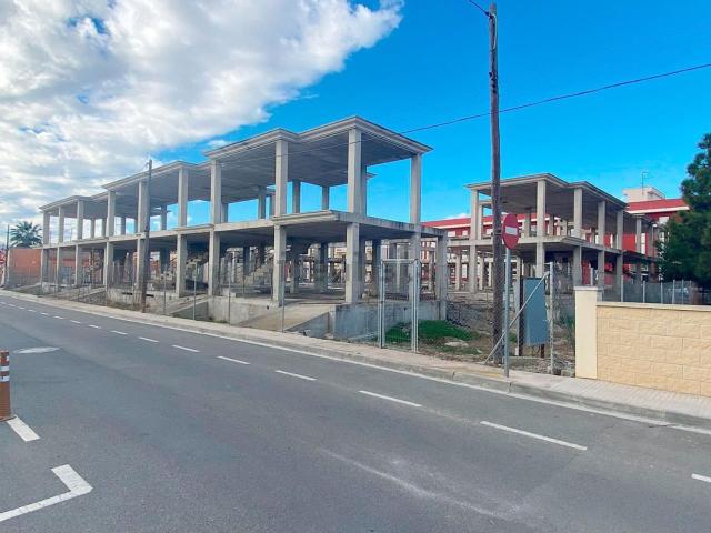 Edificio, Sant Jaume d&apos Enveja
