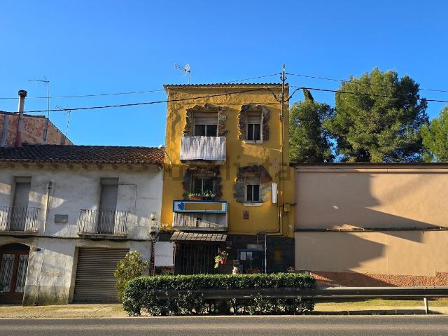 Edificio, Sant Llorenç d&apos Hortons