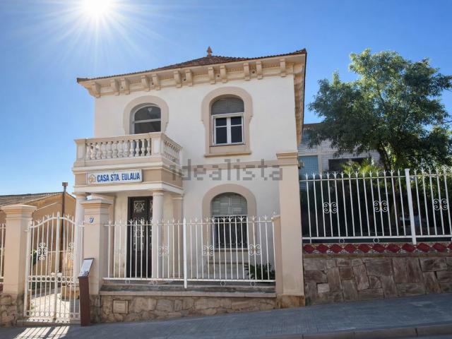 Edificio, Sant Vicenç Dels Horts