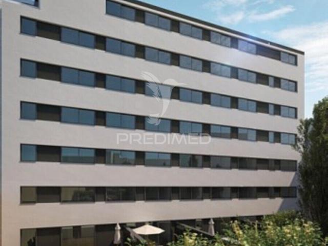 Edifício Santiago – Onde a Modernidade Encontra a Brisa do Atlântico