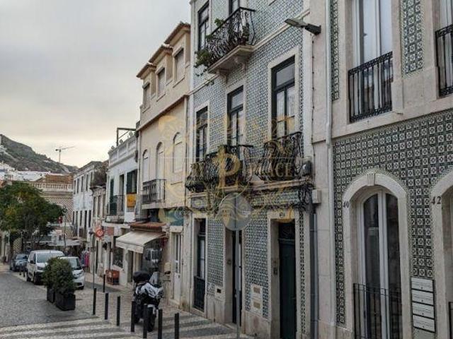Edifício, Sesimbra, com 5 apartamentos a 50 metros da praia | 26063385783