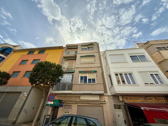 EDIFICIO/HOSTAL EN PLENO CORAZÓN DE SANTA POLA