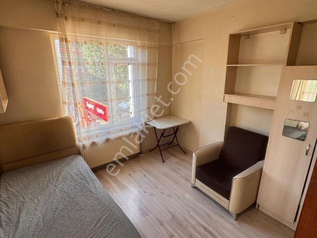 Edirne Ayşekadın Yerleşkesi Bölgesi Kiralık Eşyalı 2+0