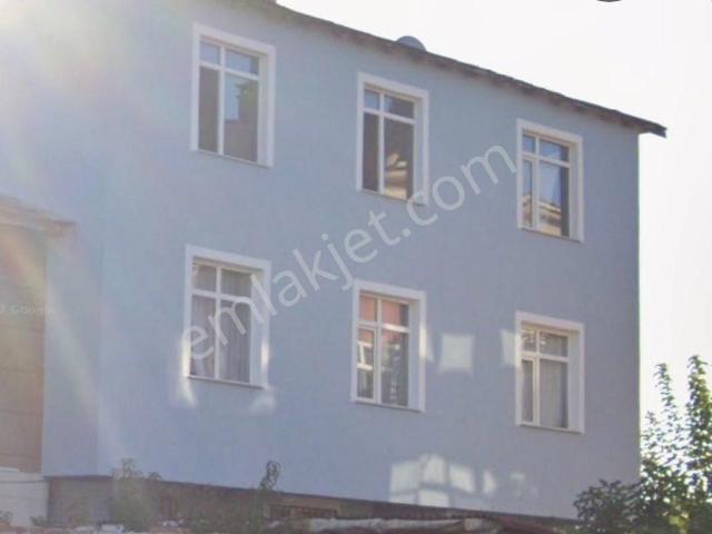Edirne Barutluk Mah. 3 Katlı Mavi Bina Satılıktır