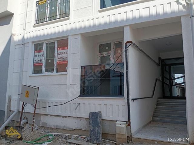 Edirne Merkez Meydan Mah'nde, Otoparklı ve Sıfır 2+1 Daire!