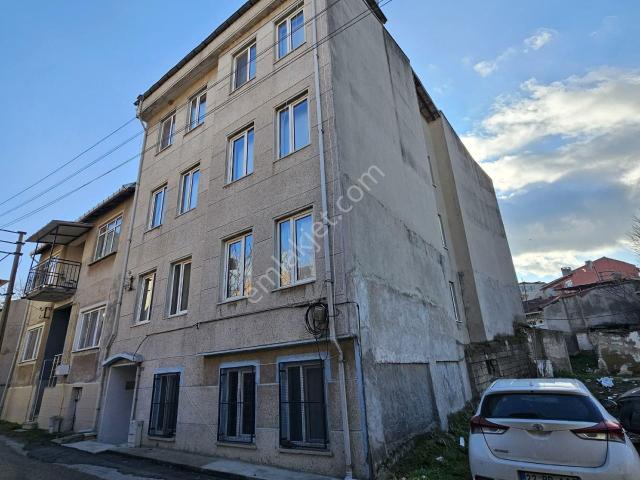 Edirne Merkez'de Tarihin Kalbinde Satılık 3 Katlı Komple Bina