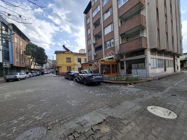 Edremit Merkezde Kiralık Dükkan