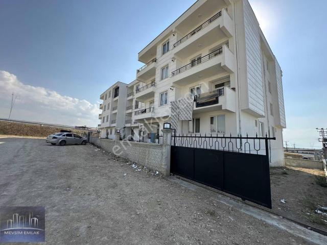 Edremit Çevre Yoluna Sıfır Bölge Hast. Yakın Kiralık 2+1 Daire
