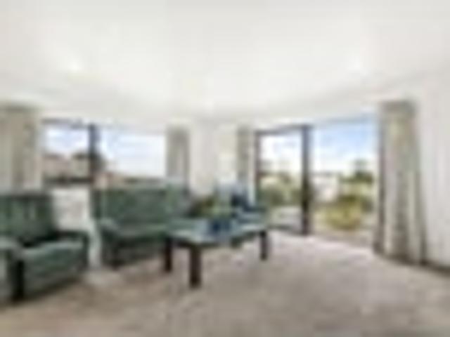 Last Weekend to View prior to Auction