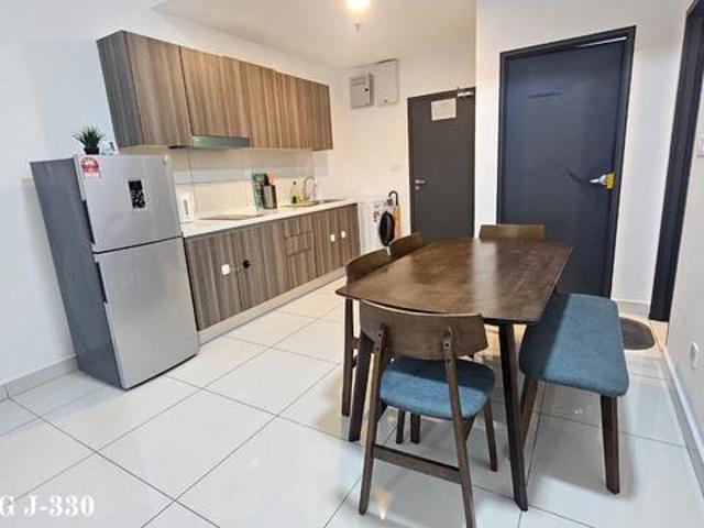 EduSentral Setia Alam 657 sqft Renovated Fully Furnished 2 Parking