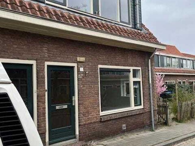 Eengezinswoning, 2 onder 1 kapwoning te huur in Arnhem