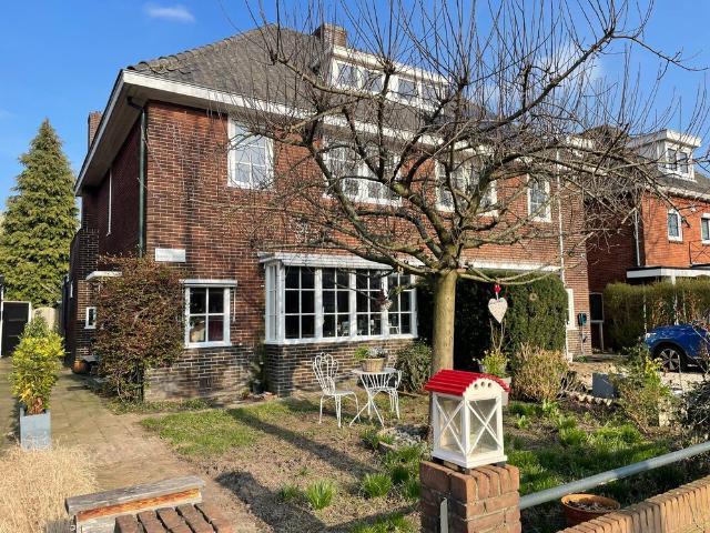 Eengezinswoning, 2 onder 1 kapwoning te huur in Hengelo Ov