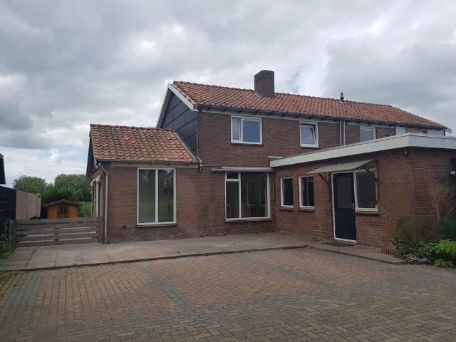 Eengezinswoning, 2 onder 1 kapwoning te huur in Tiel