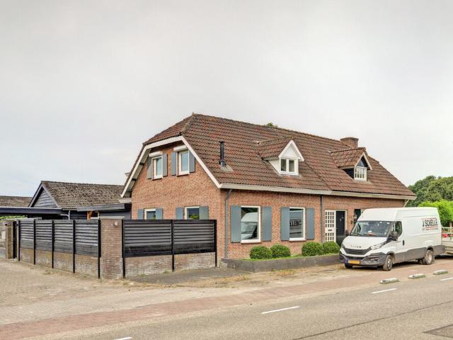 Eengezinswoning, 2 onder 1 kapwoning te huur in Tilburg