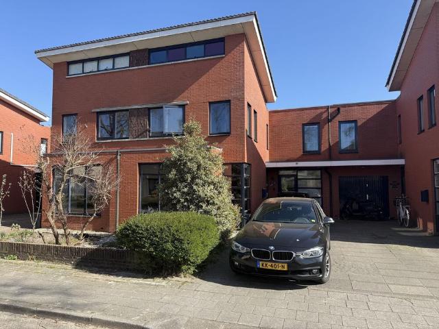 Eengezinswoning, geschakelde woning te huur in Amersfoort