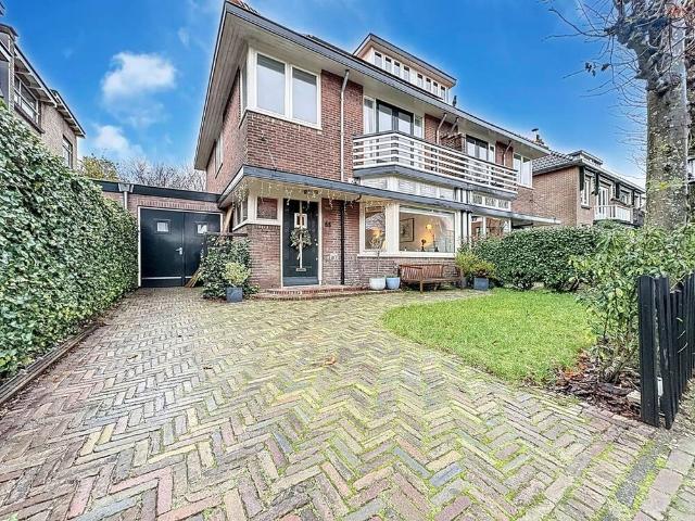 Eengezinswoning, geschakelde woning te huur in Aerdenhout