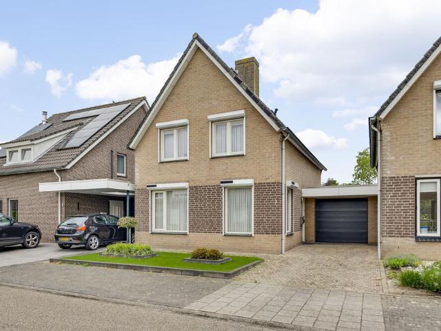 Eengezinswoning, geschakelde woning te huur in Nederweert