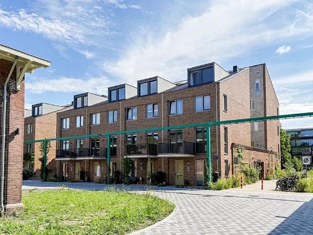 Eengezinswoning, eindwoning te huur in Haarlem
