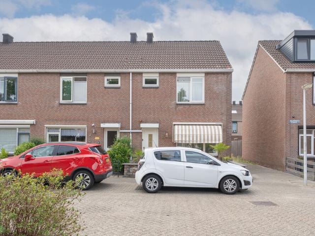 Eengezinswoning, eindwoning te huur in Purmerend