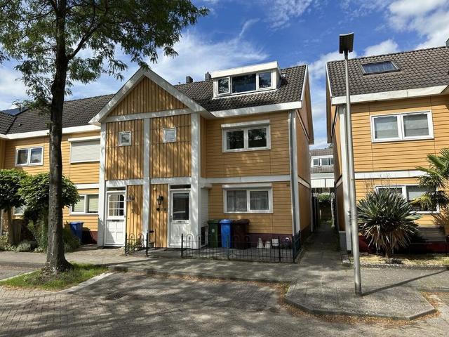 Eengezinswoning, hoekwoning te huur in Alphen aan den Rijn