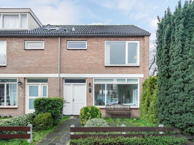 Eengezinswoning, hoekwoning te huur in Amstelveen