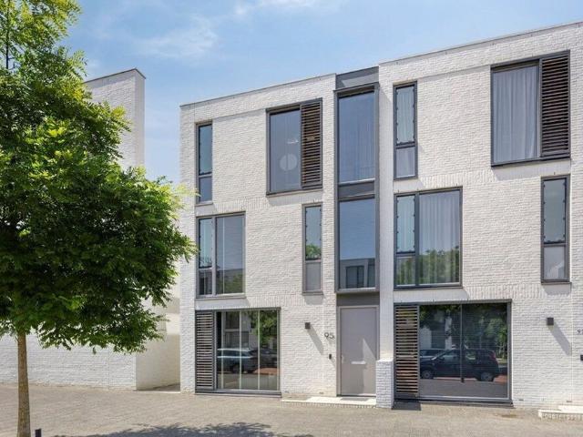 Eengezinswoning, hoekwoning te huur in Rotterdam