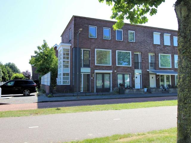 Eengezinswoning, hoekwoning te huur in Rotterdam