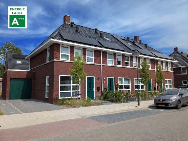 Eengezinswoning, hoekwoning te huur in Zwaagdijk Oost