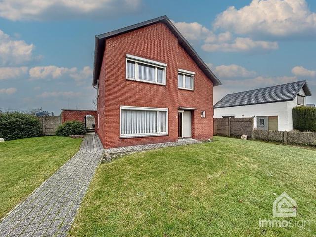 Eengezinswoning te koop voor 258000 euro met 4 slaapkamers