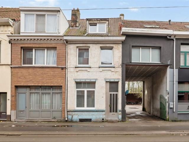 Eengezinswoning te koop voor 249000 euro met 4 slaapkamers