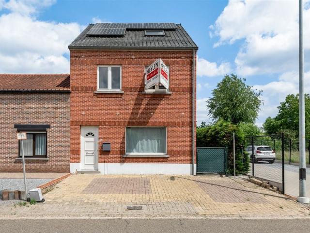 Eengezinswoning te koop voor 295000 euro met 3 slaapkamers