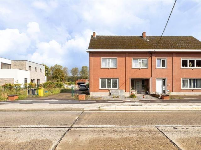 Eengezinswoning te koop voor 349000 euro met 4 slaapkamers
