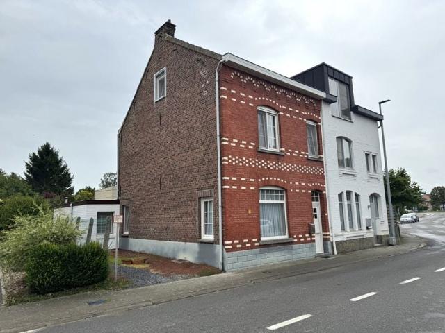 Eengezinswoning te koop voor 375000 euro met 3 slaapkamers