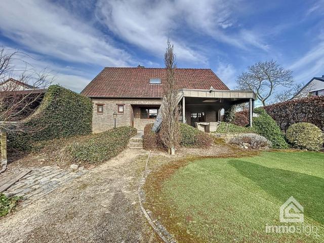 Eengezinswoning te koop voor 379000 euro met 3 slaapkamers