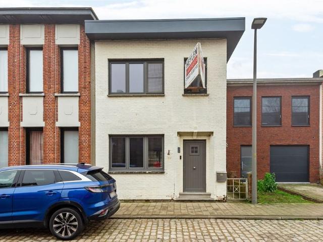 Eengezinswoning te koop voor 379000 euro met 3 slaapkamers
