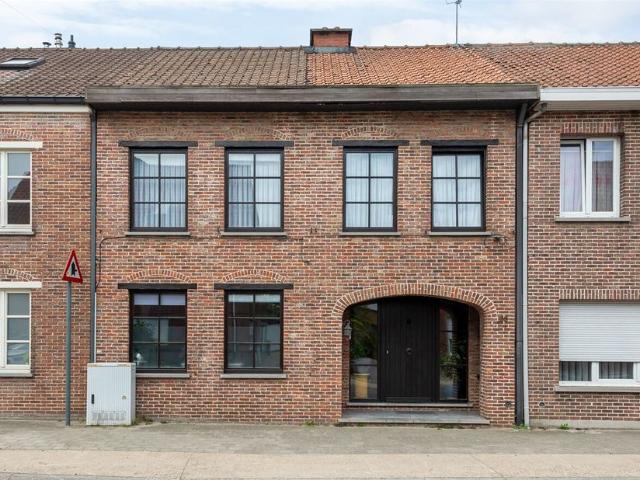 Eengezinswoning te koop voor 310000 euro met 4 slaapkamers