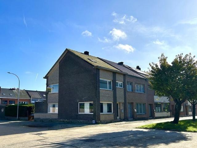 Eengezinswoning te koop voor 320000 euro met 5 slaapkamers