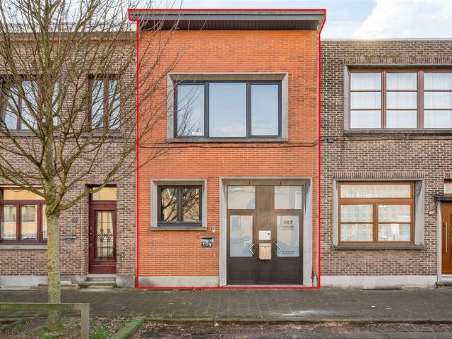 Eengezinswoning te koop voor 325000 euro met 2 slaapkamers
