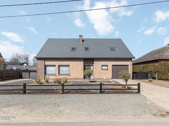 Eengezinswoning te koop voor 475000 euro met 5 slaapkamers