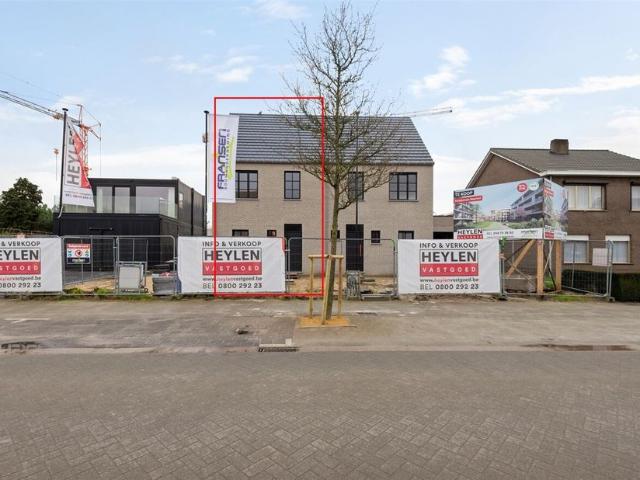 Eengezinswoning te koop voor 499000 euro met 5 slaapkamers