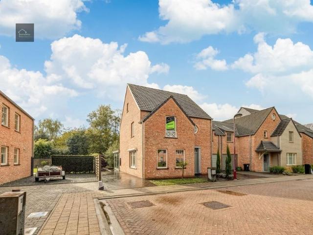 Eengezinswoning te koop voor 788000 euro met 5 slaapkamers