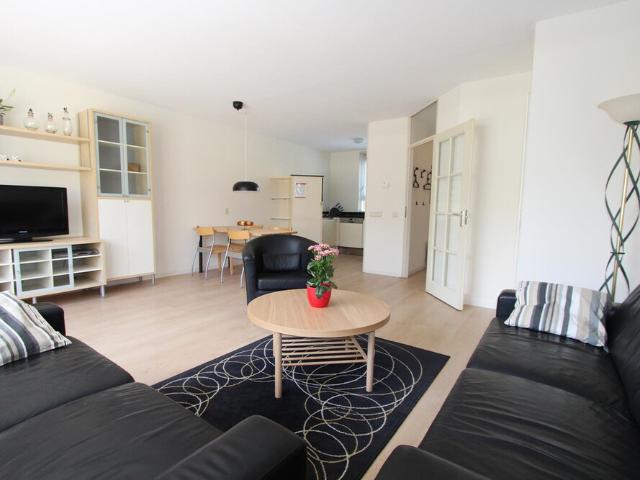 Eengezinswoning, eindwoning te huur in Amstelveen