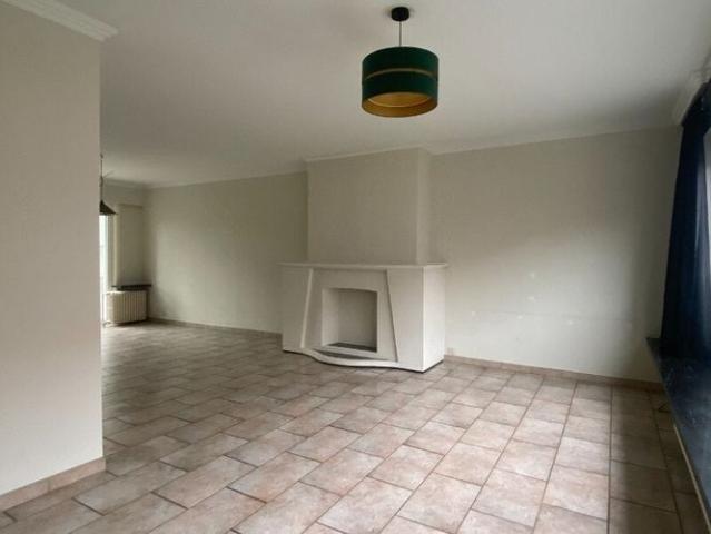 Eengezinswoning te huur in Brugge voor € 1.025 met 3 slaapkamers