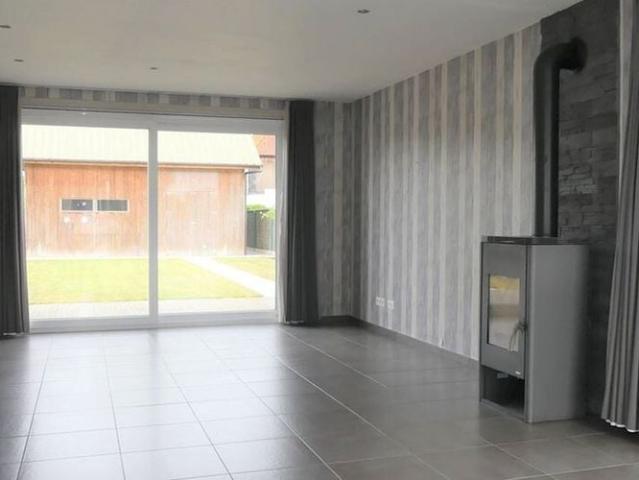 Eengezinswoning te huur in Diksmuide voor € 950 met 3 slaapkamers