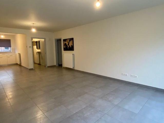Eengezinswoning te huur in Harelbeke voor € 975 met 3 slaapkamers