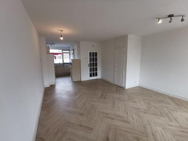 Eengezinswoning, eindwoning te huur in Lelystad