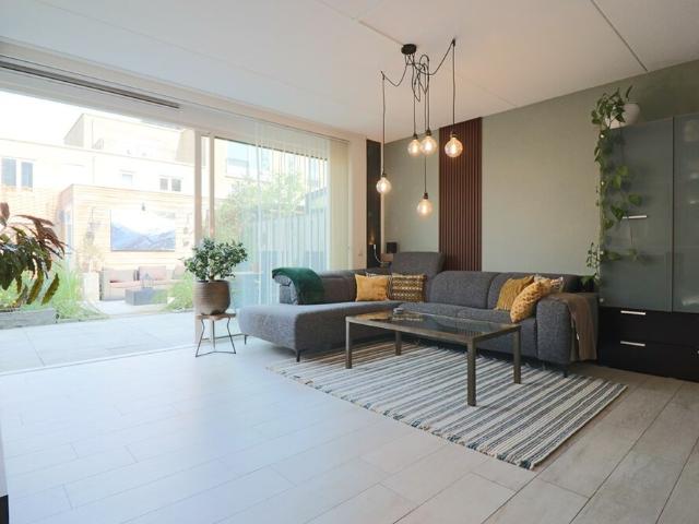 Eengezinswoning, tussenwoning te huur in Amsterdam