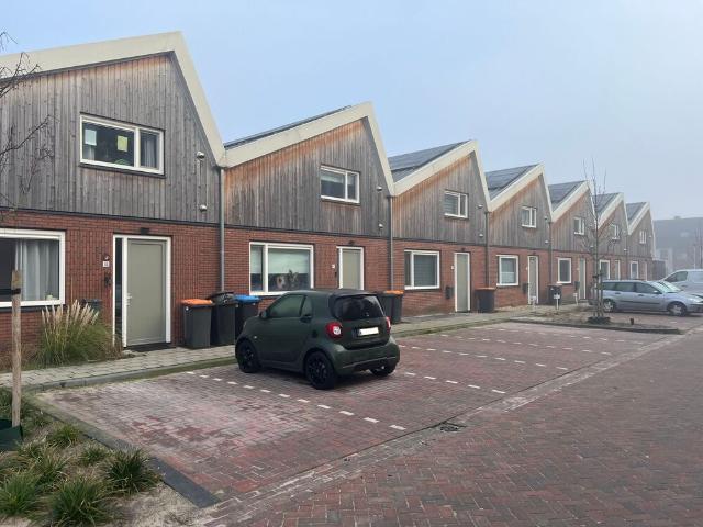 Eengezinswoning, tussenwoning te huur in Almelo