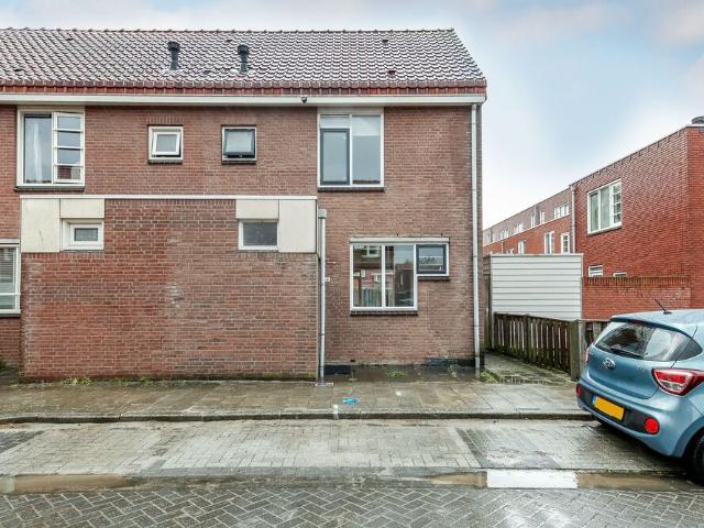 Eengezinswoning, tussenwoning te huur in Almere