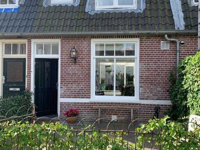 Eengezinswoning, tussenwoning te huur in Bloemendaal